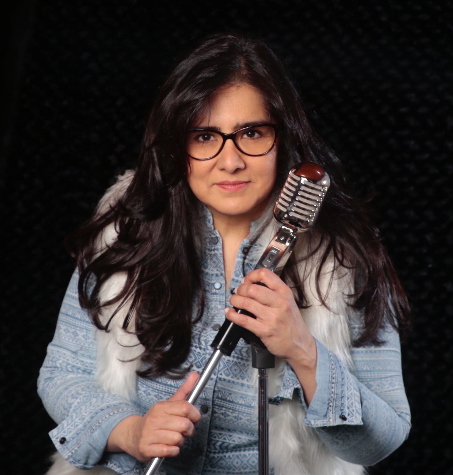 Adriana Granobles - Pedagoga Musical, Cantautora y Productora